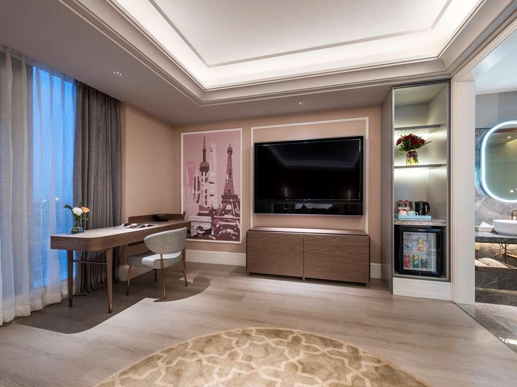 Mercure Waigaoq Free Trade Zone Hotel Shanghai