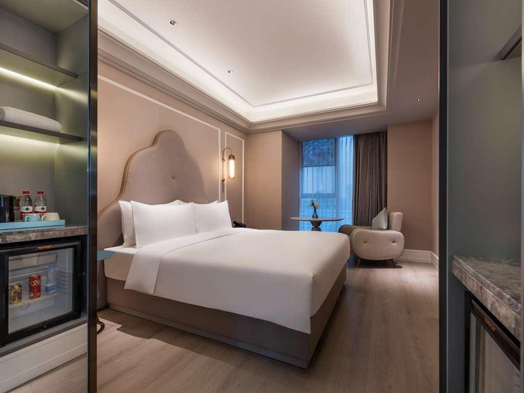 Mercure Waigaoq Free Trade Zone Shanghai